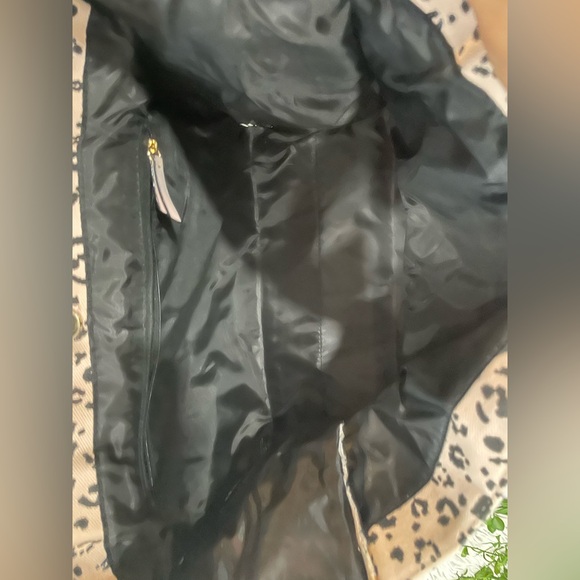 Victoria’s Secret  Leopard Tote Bag - Picture 5 of 9